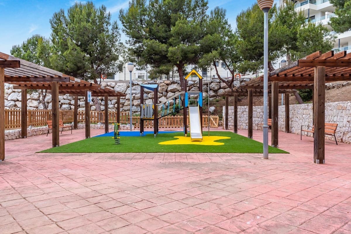 3 quarto Apartamento para venda em Benalmadena com piscina garagem - 630 000 € (Ref: 9820645)
