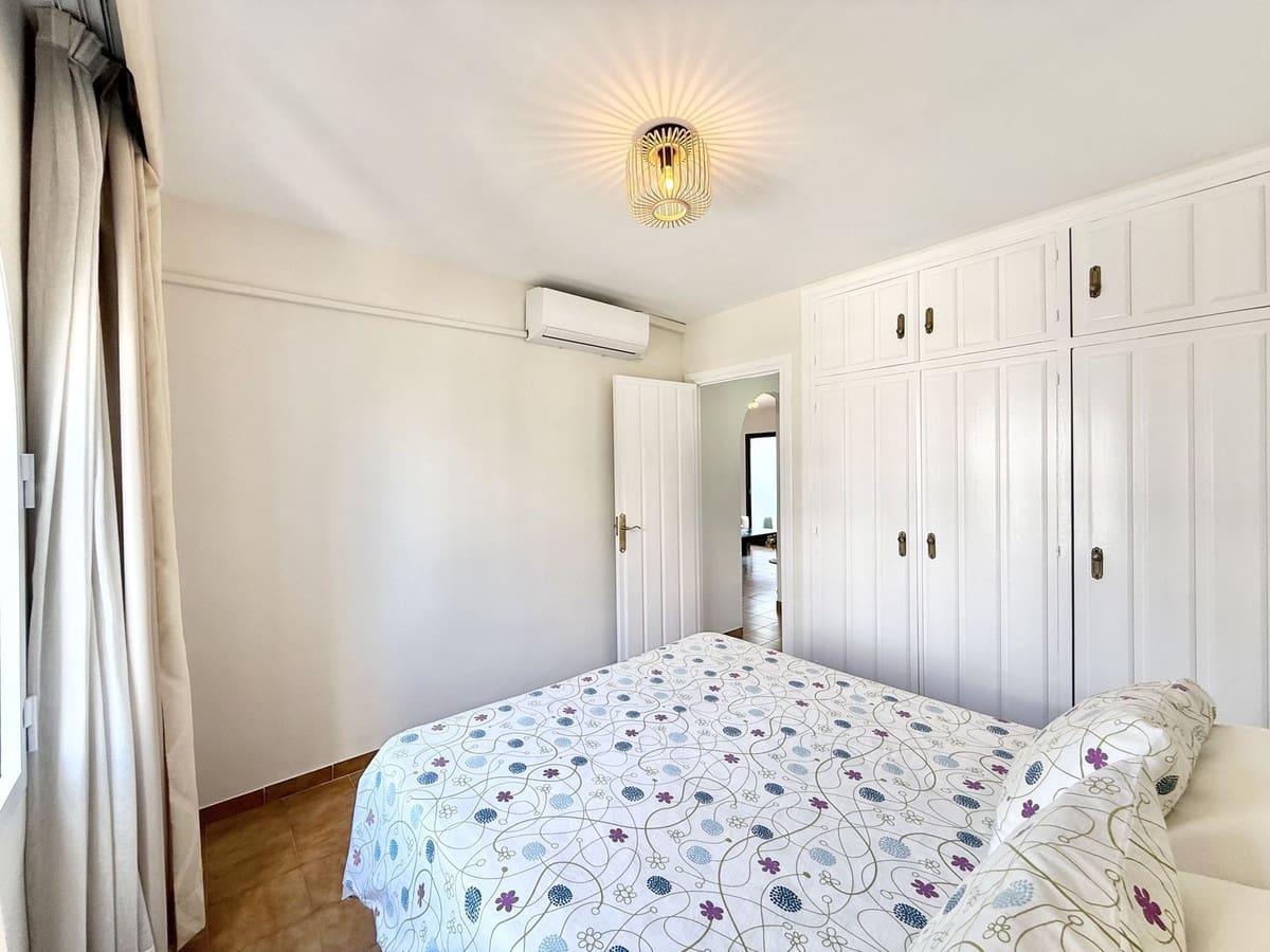 2 sovrum Lägenhet till salu i Riviera del Sol med pool garage - 359 000 € (Ref: 9821711)