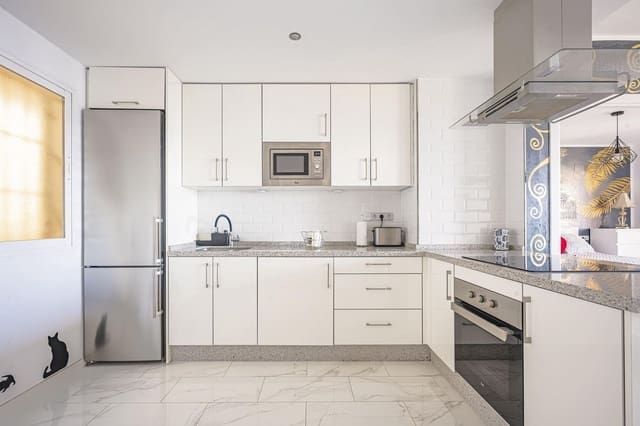 2 sovrum Lägenhet till salu i Calahonda, Mijas med pool garage - 314 900 € (Ref: 9825828)