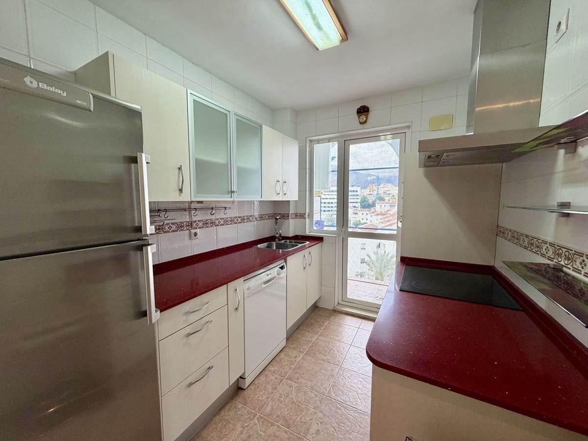 3 soverom Leilighet til salgs i Estepona med svømmebasseng garasje - € 460 000 (Ref: 9832354)