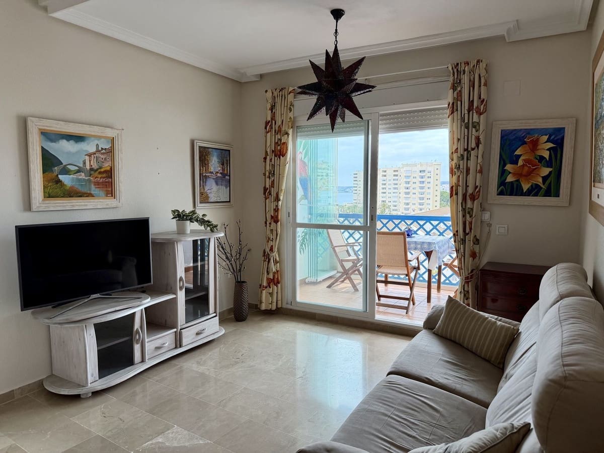 3 soverom Leilighet til salgs i Estepona med svømmebasseng garasje - € 460 000 (Ref: 9832354)