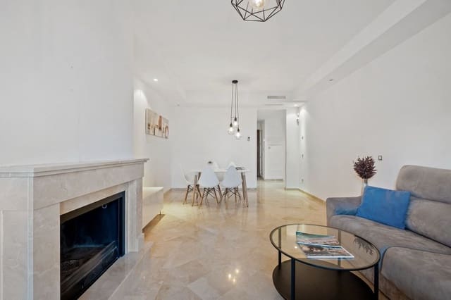 2 chambre Appartement à vendre à Nueva Andalucia, Marbella avec piscine garage - 368 000 € (Ref: 9832355)