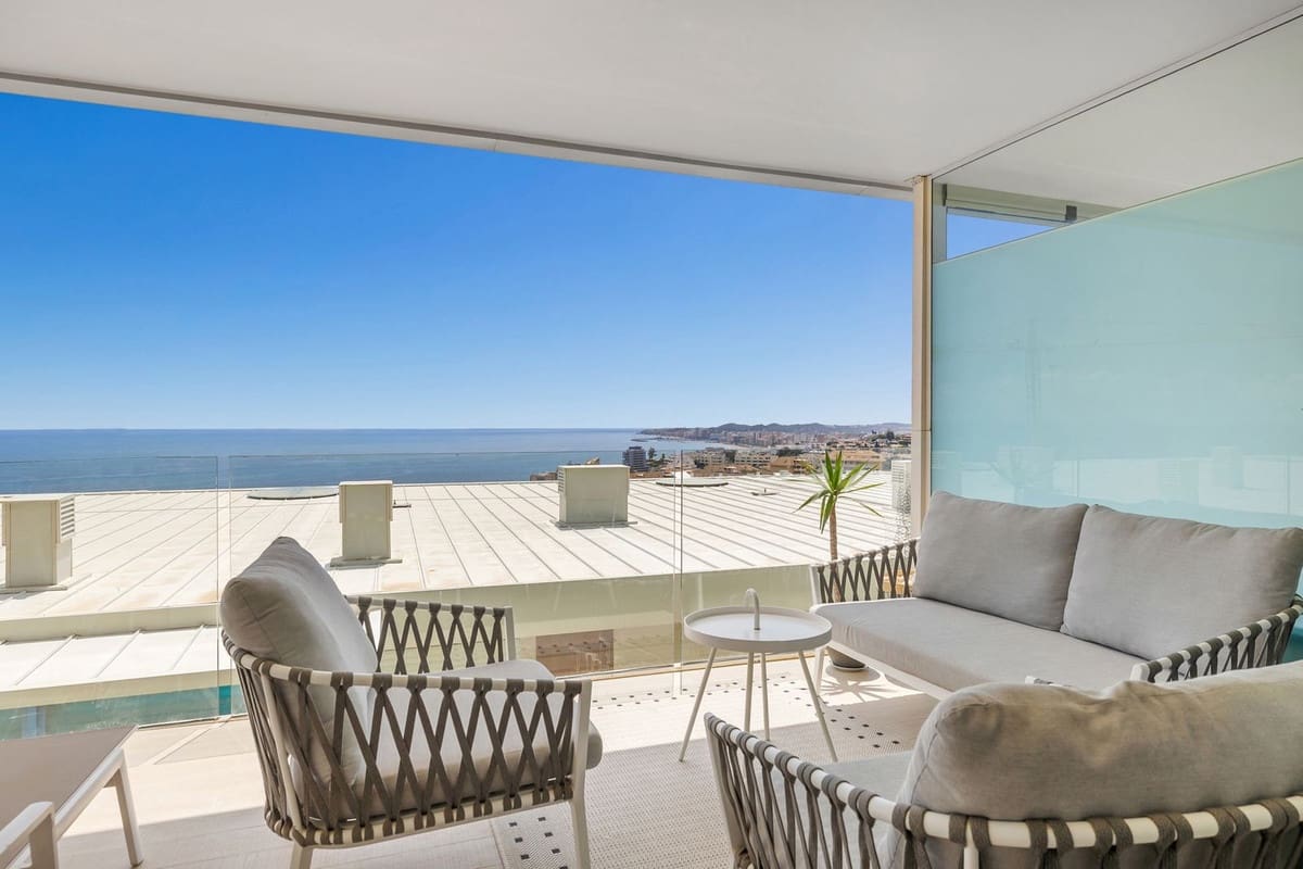 3 soveværelse Lejlighed til salg i Fuengirola med swimmingpool garage - € 825.000 (Ref: 9841083)