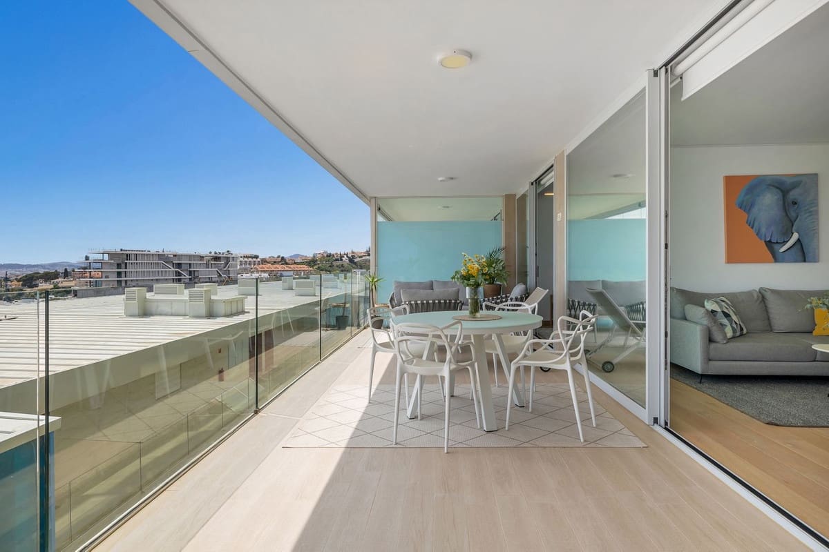 3 soveværelse Lejlighed til salg i Fuengirola med swimmingpool garage - € 825.000 (Ref: 9841083)