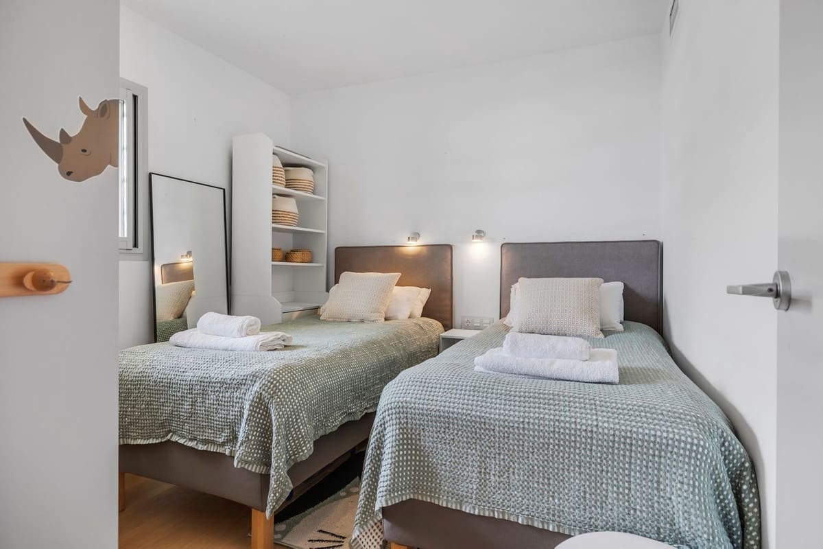 3 soveværelse Lejlighed til salg i Fuengirola med swimmingpool garage - € 825.000 (Ref: 9841083)