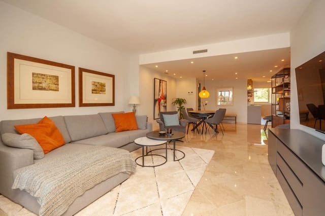 3 quarto Apartamento para venda em Elviria, Marbella com piscina garagem - 785 000 € (Ref: 9841776)