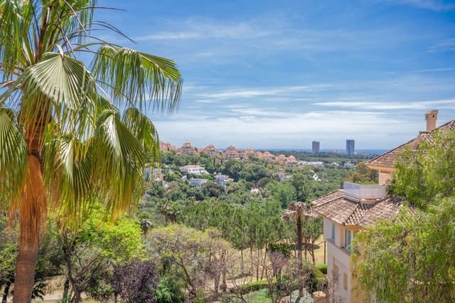 3 quarto Apartamento para venda em Elviria, Marbella com piscina garagem - 785 000 € (Ref: 9841776)