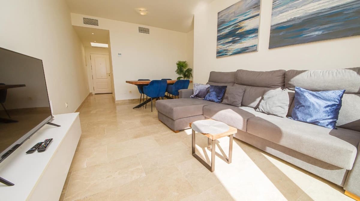 2 bedroom Penthouse for sale in La Duquesa / Puerto de la Duquesa with pool garage - € 275,000 (Ref: 9848381)