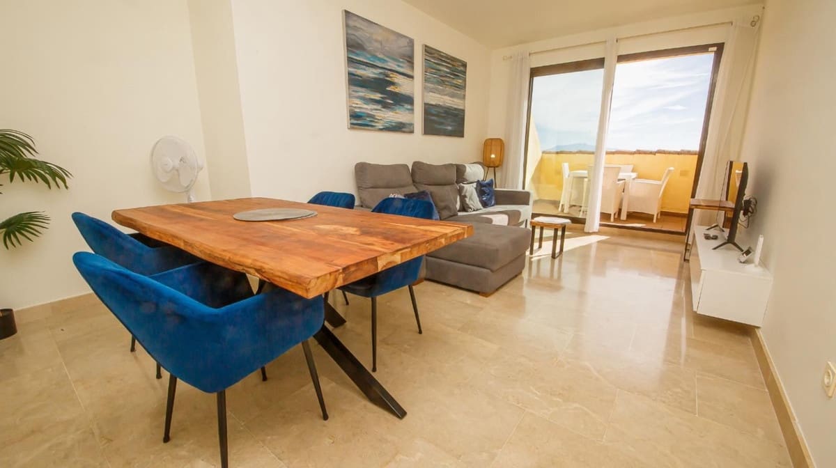 2 bedroom Penthouse for sale in La Duquesa / Puerto de la Duquesa with pool garage - € 275,000 (Ref: 9848381)