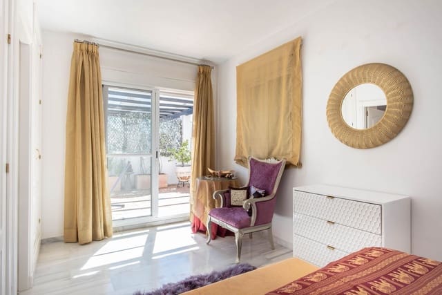 2 camera da letto Appartamento in vendita in Nueva Andalucia, Marbella con piscina garage - 525.000 € (Rif: 9849949)