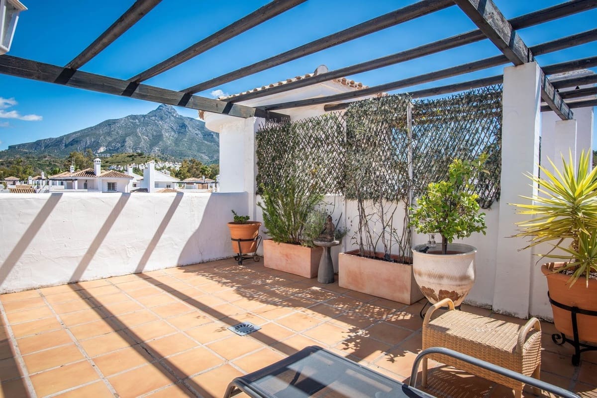 2 camera da letto Appartamento in vendita in Nueva Andalucia con piscina garage - 525.000 € (Rif: 9849949)