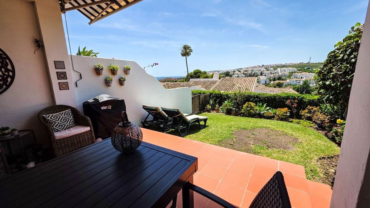 3 sovrum Hus till salu i La Duquesa / Puerto de la Duquesa med pool - 485 000 € (Ref: 9865574)