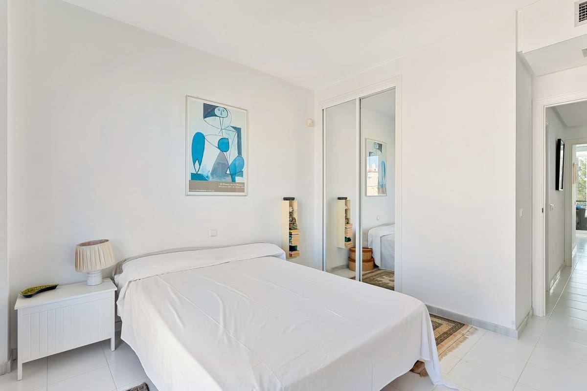 2 sypialnia Apartament na sprzedaż w Riviera del Sol z basenem garażem - 370 000 € (Ref: 9865577)