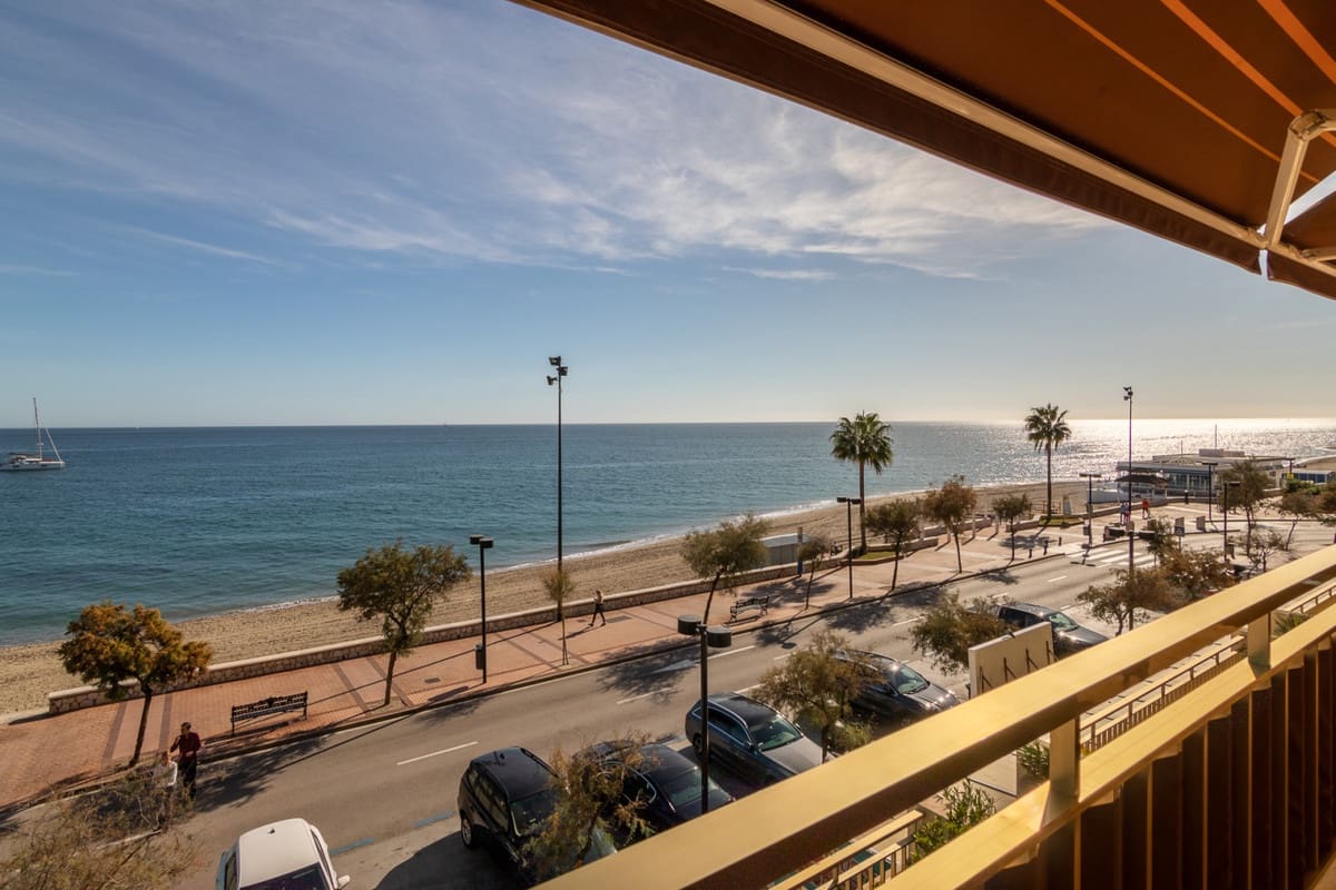 4 bedroom Apartment for sale in Fuengirola with garage - € 1,630,000 (Ref: 9865966)
