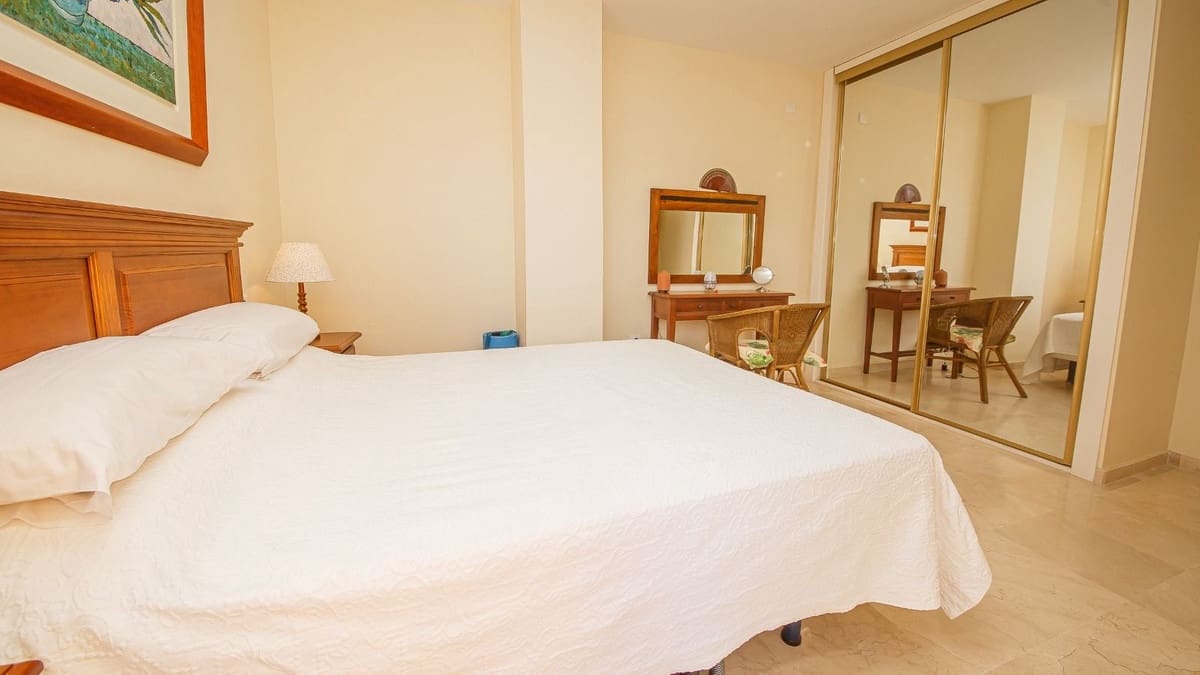 2 camera da letto Appartamento in vendita in La Duquesa / Puerto de la Duquesa con piscina garage - 279.000 € (Rif: 9872566)