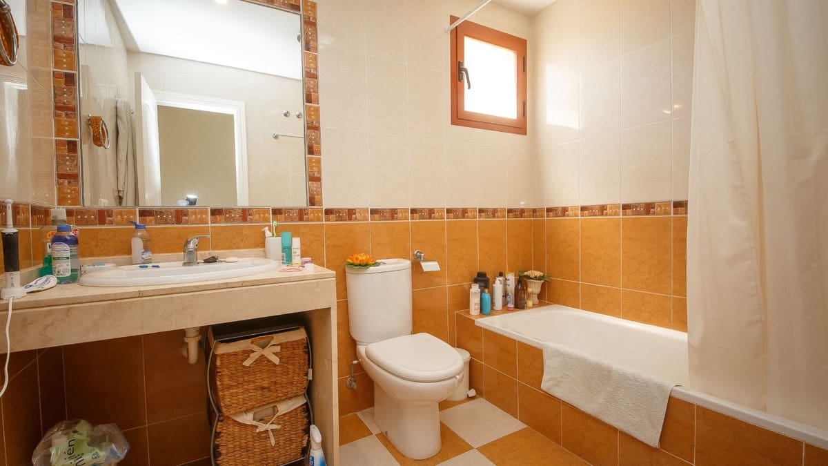 2 camera da letto Appartamento in vendita in La Duquesa / Puerto de la Duquesa con piscina garage - 279.000 € (Rif: 9872566)