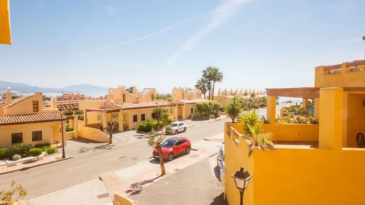 2 camera da letto Appartamento in vendita in La Duquesa / Puerto de la Duquesa con piscina garage - 279.000 € (Rif: 9872566)