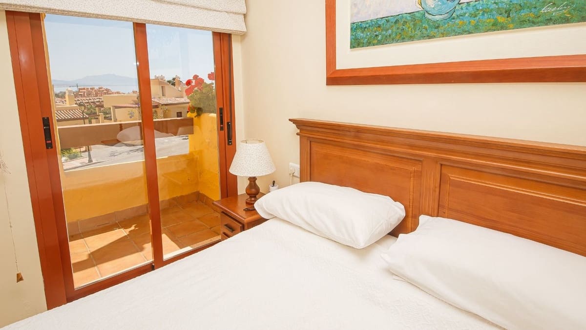 2 camera da letto Appartamento in vendita in La Duquesa / Puerto de la Duquesa con piscina garage - 279.000 € (Rif: 9872566)