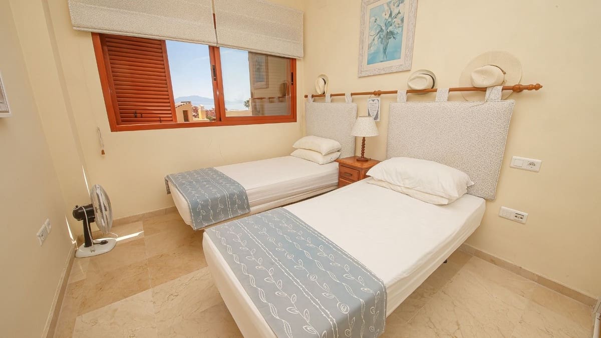 2 camera da letto Appartamento in vendita in La Duquesa / Puerto de la Duquesa con piscina garage - 279.000 € (Rif: 9872566)