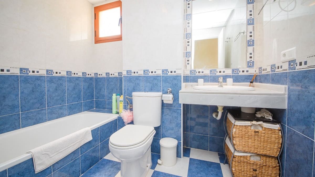 2 camera da letto Appartamento in vendita in La Duquesa / Puerto de la Duquesa con piscina garage - 279.000 € (Rif: 9872566)