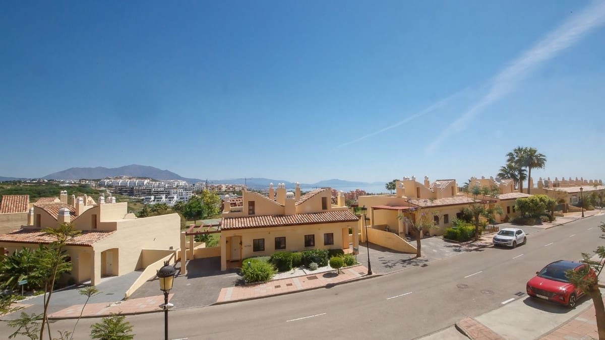 2 camera da letto Appartamento in vendita in La Duquesa / Puerto de la Duquesa con piscina garage - 279.000 € (Rif: 9872566)