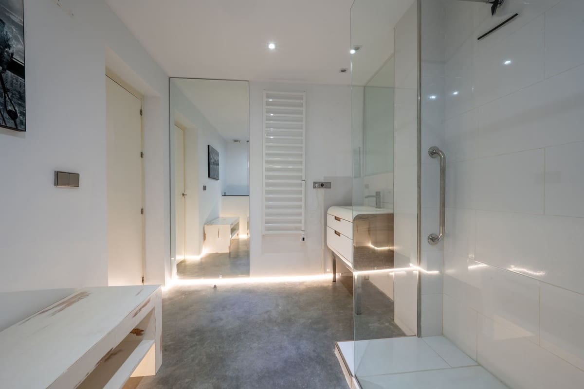 5 slaapkamer Villa te koop in Riviera del Sol met zwembad garage - € 1.450.000 (Ref: 9880318)