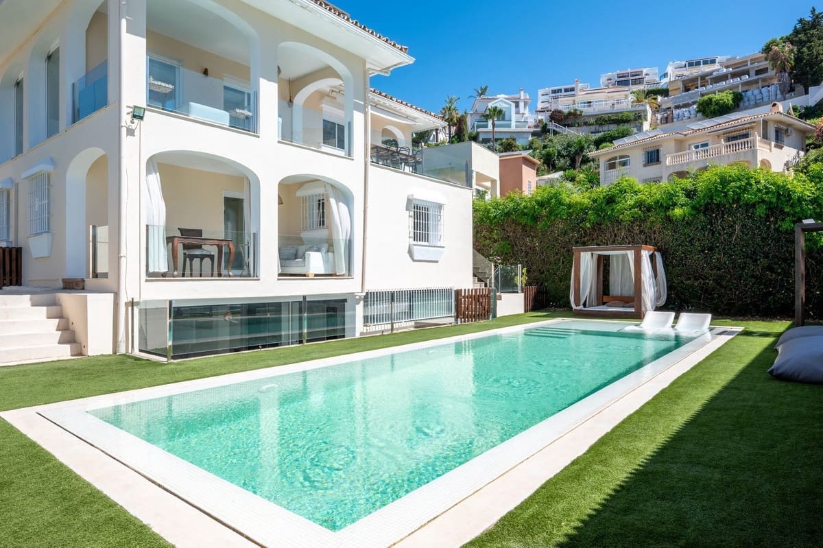 5 slaapkamer Villa te koop in Riviera del Sol met zwembad garage - € 1.450.000 (Ref: 9880318)