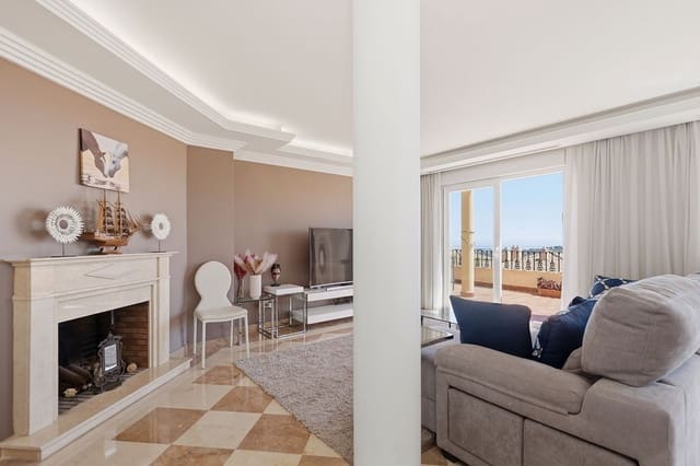 2 soveværelse Lejlighed til salg i Nueva Andalucia, Marbella med swimmingpool garage - € 895.000 (Ref: 9892870)