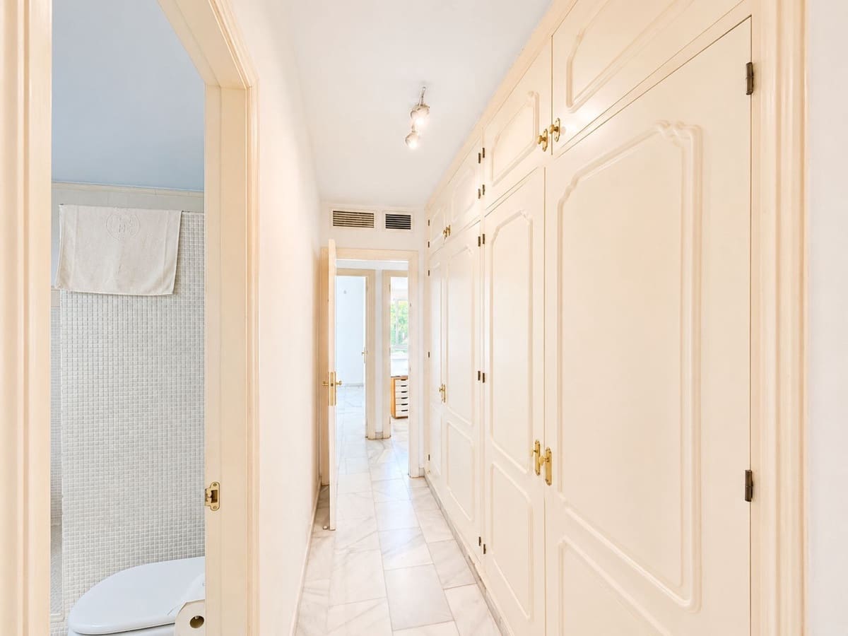 3 soverom Leilighet til salgs i Estepona med svømmebasseng - € 539 000 (Ref: 9894966)