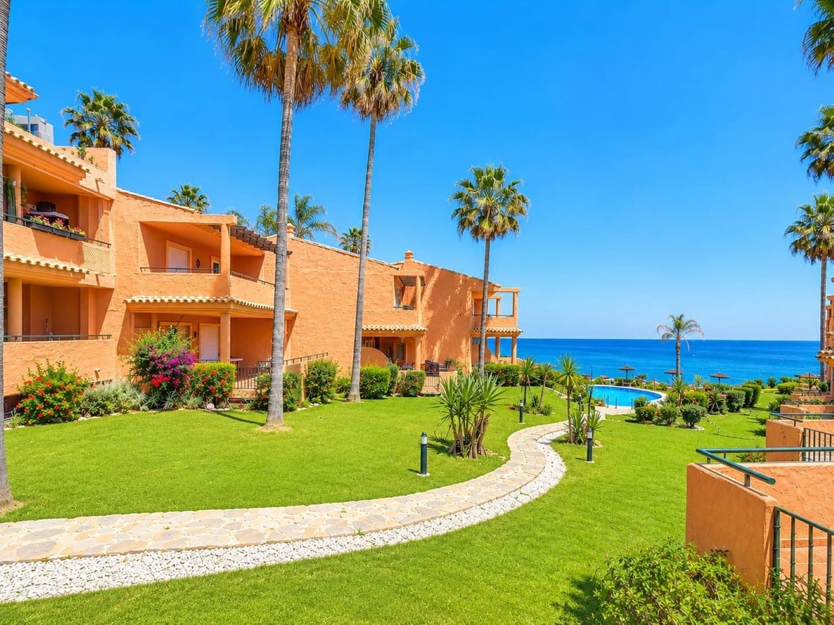 3 soverom Leilighet til salgs i Estepona med svømmebasseng - € 539 000 (Ref: 9894966)