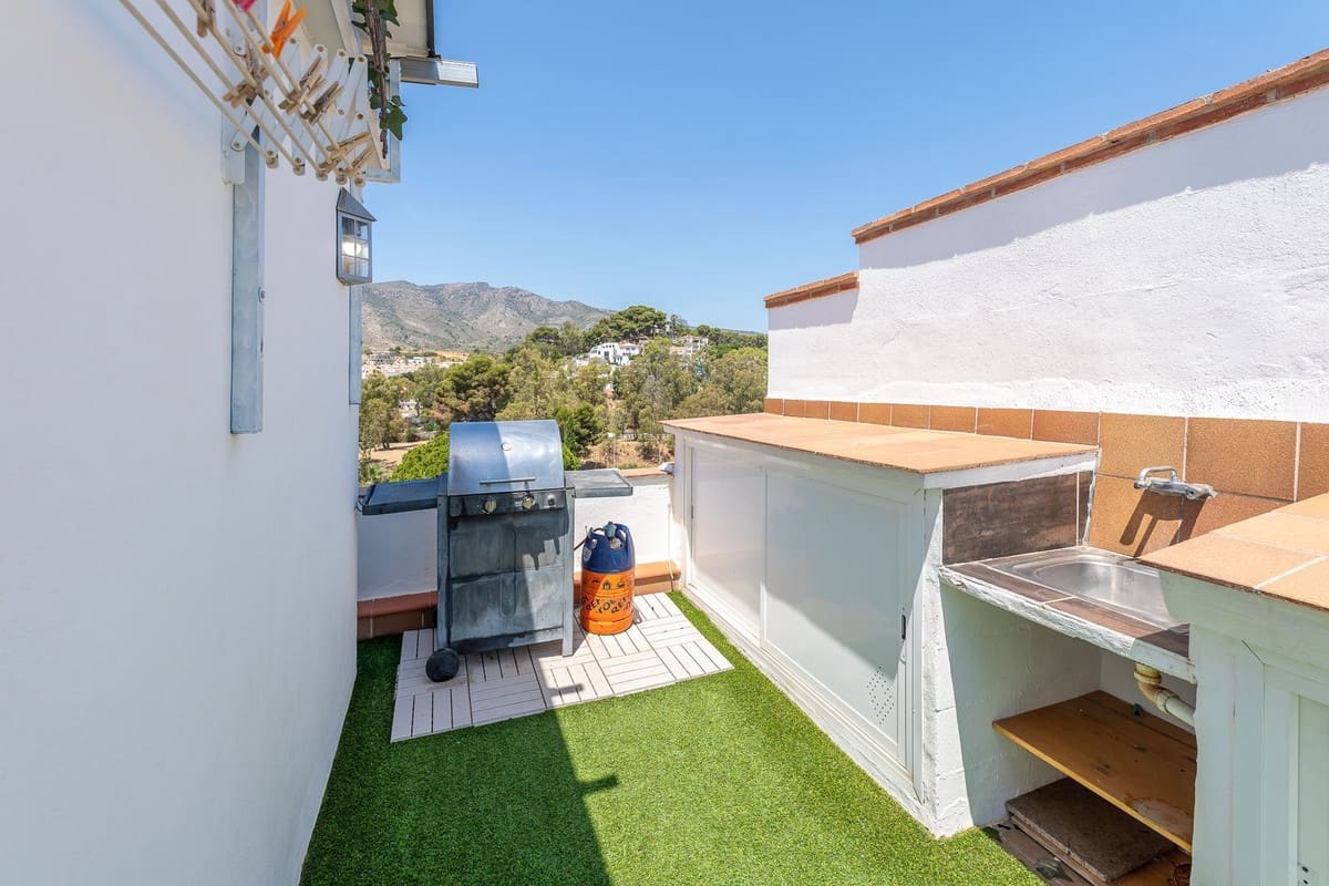 Apartamento de 2 habitaciones en Torremolinos en venta con piscina garaje - 500.000 € (Ref: 9902383)