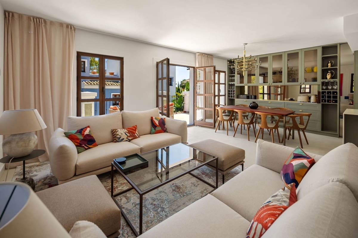 3 quarto Casa em Banda para venda em Golden Mile com piscina garagem - 2 215 000 € (Ref: 9905120)