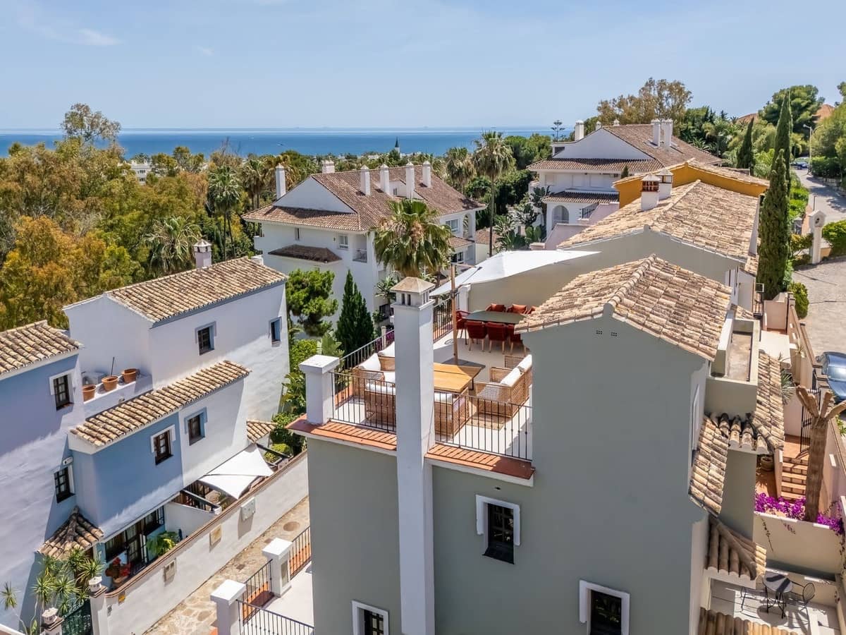 3 quarto Casa em Banda para venda em Golden Mile com piscina garagem - 2 215 000 € (Ref: 9905120)