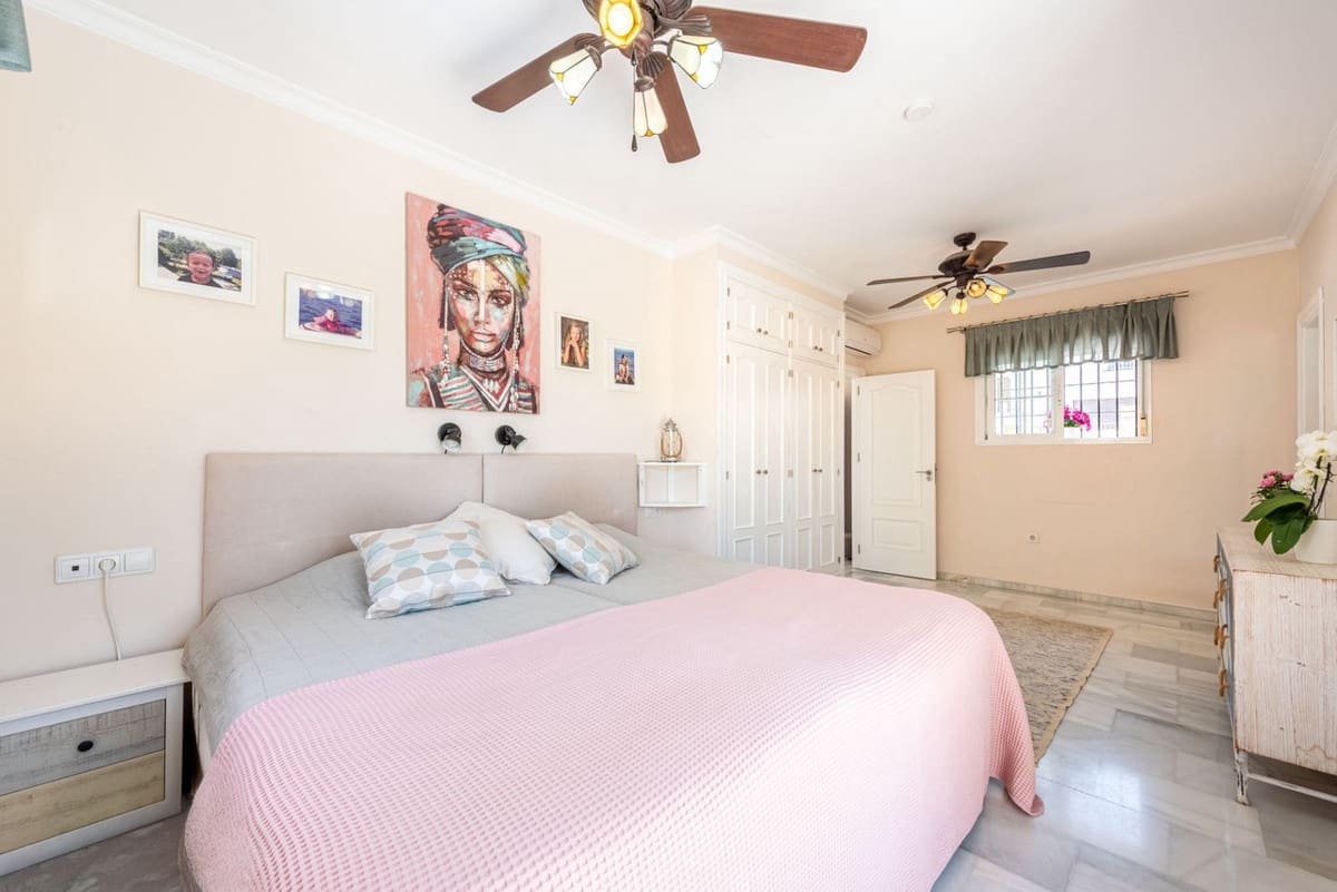 5 camera da letto Villa in vendita in Mijas Costa con piscina garage - 975.000 € (Rif: 9905213)