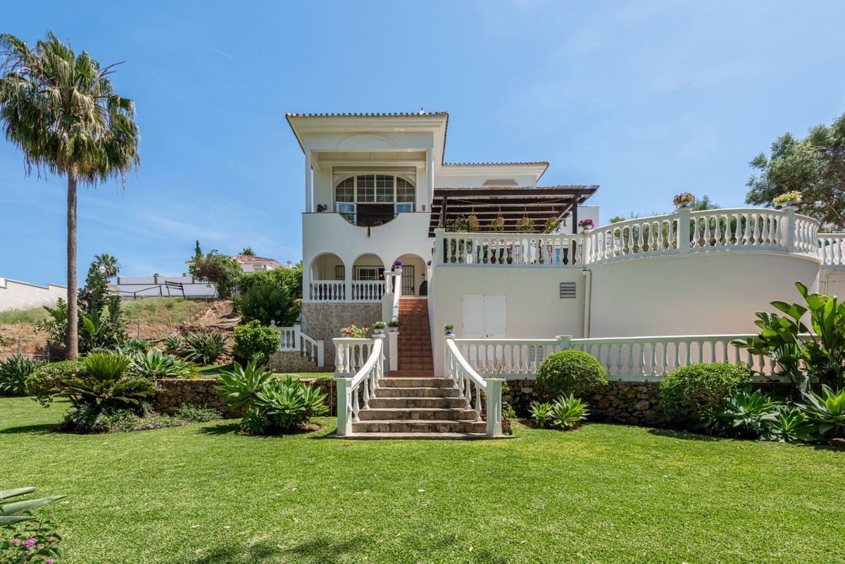 5 camera da letto Villa in vendita in Mijas Costa con piscina garage - 975.000 € (Rif: 9905213)