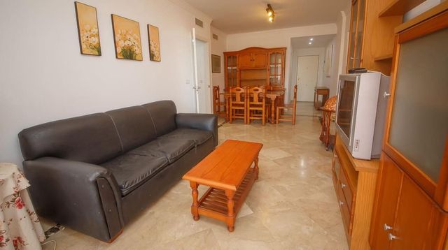 2 sypialnia Apartament na sprzedaż w La Duquesa / Puerto de la Duquesa, Manilva z basenem garażem - 269 000 € (Ref: 9911774)