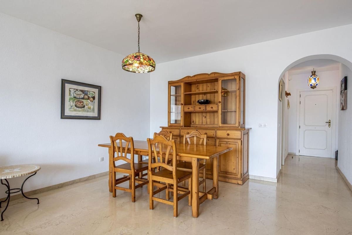 3 soveværelse Lejlighed til salg i El Paraiso med garage - € 399.500 (Ref: 9918835)