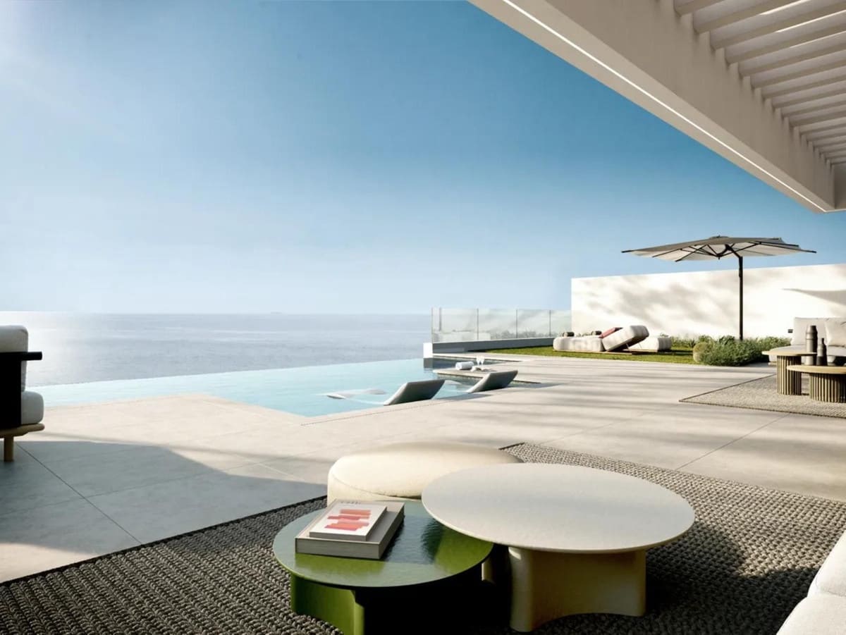 Chalet de 3 habitaciones en Nerja en venta con piscina garaje - 1.950.000 € (Ref: 9921434)