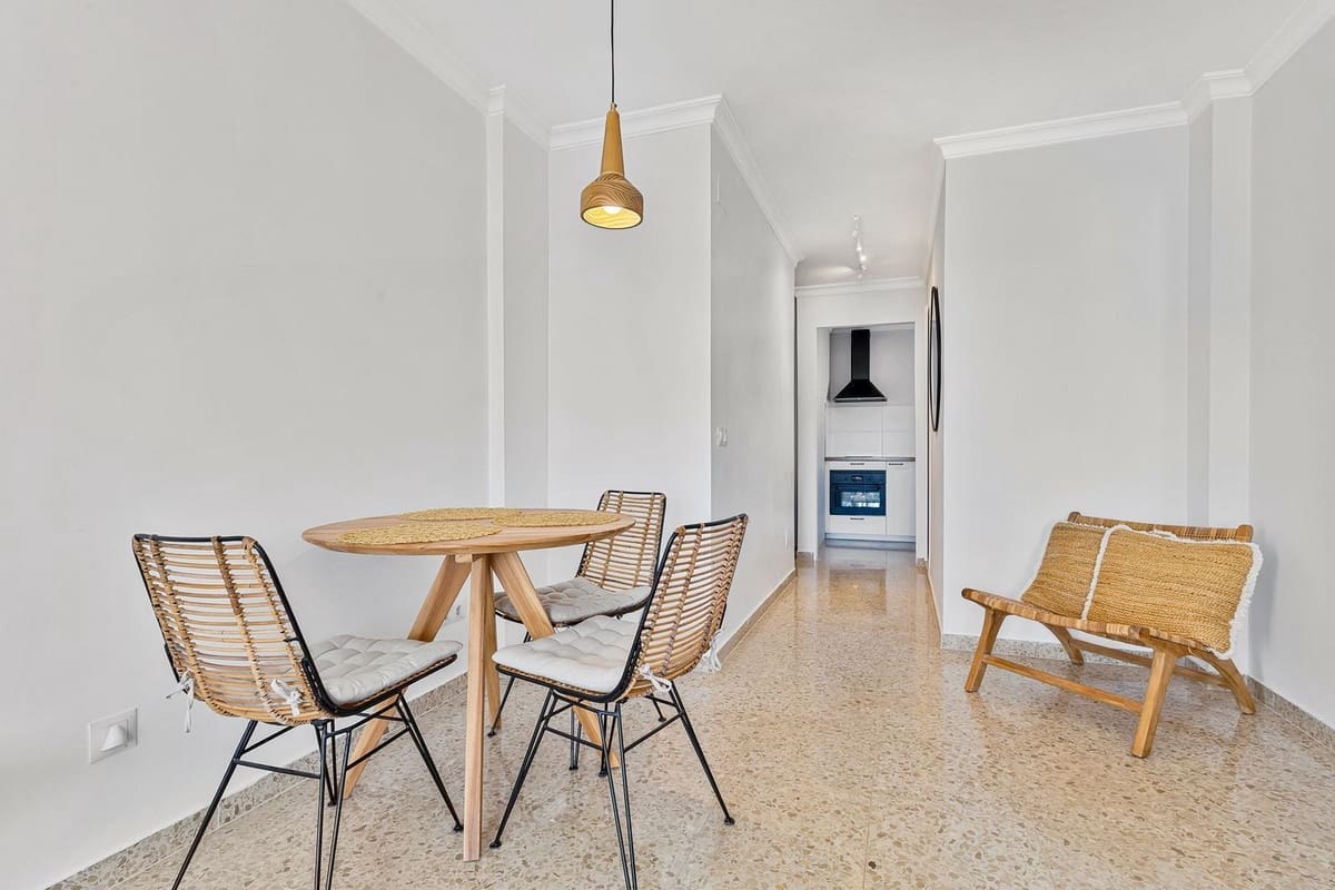 2 slaapkamer Appartement te koop in Torremolinos met zwembad garage - € 349.000 (Ref: 9921435)