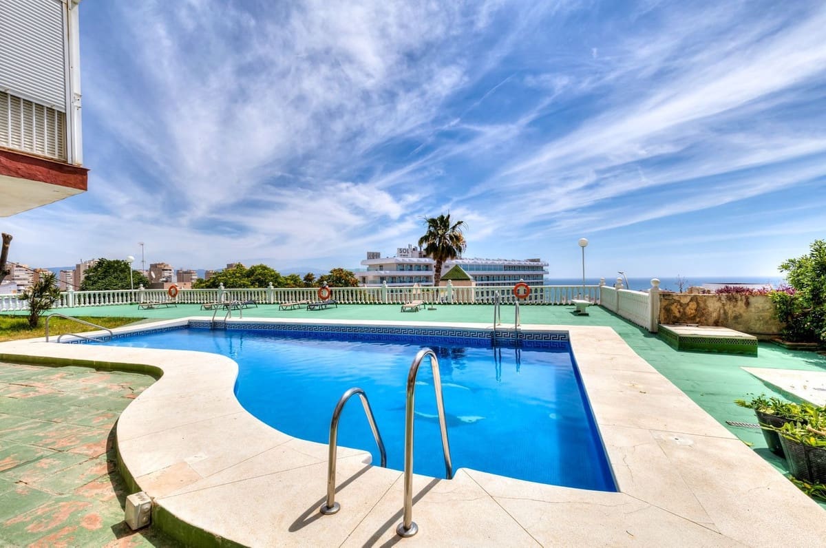 2 slaapkamer Appartement te koop in Torremolinos met zwembad garage - € 349.000 (Ref: 9921435)