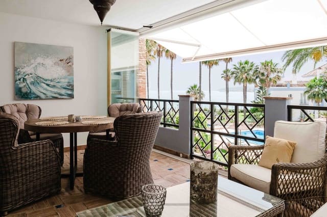 2 bedroom Apartment for sale in Bahia de Casares, Casares with pool garage - € 625,000 (Ref: 9921436)