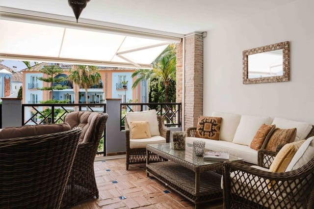 2 bedroom Apartment for sale in Bahia de Casares, Casares with pool garage - € 625,000 (Ref: 9921436)