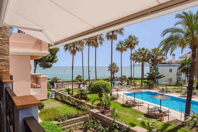 2 bedroom Apartment for sale in Bahia de Casares, Casares with pool garage - € 625,000 (Ref: 9921436)