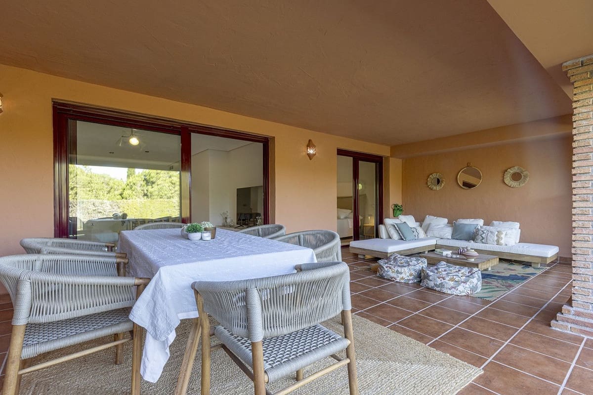 2 soverom Leilighet til salgs i Bahia de Casares med svømmebasseng garasje - € 480 000 (Ref: 9937028)
