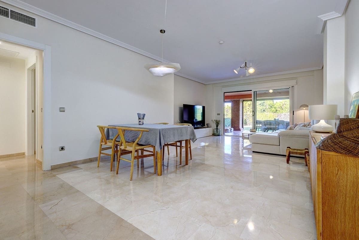 2 soverom Leilighet til salgs i Bahia de Casares med svømmebasseng garasje - € 480 000 (Ref: 9937028)