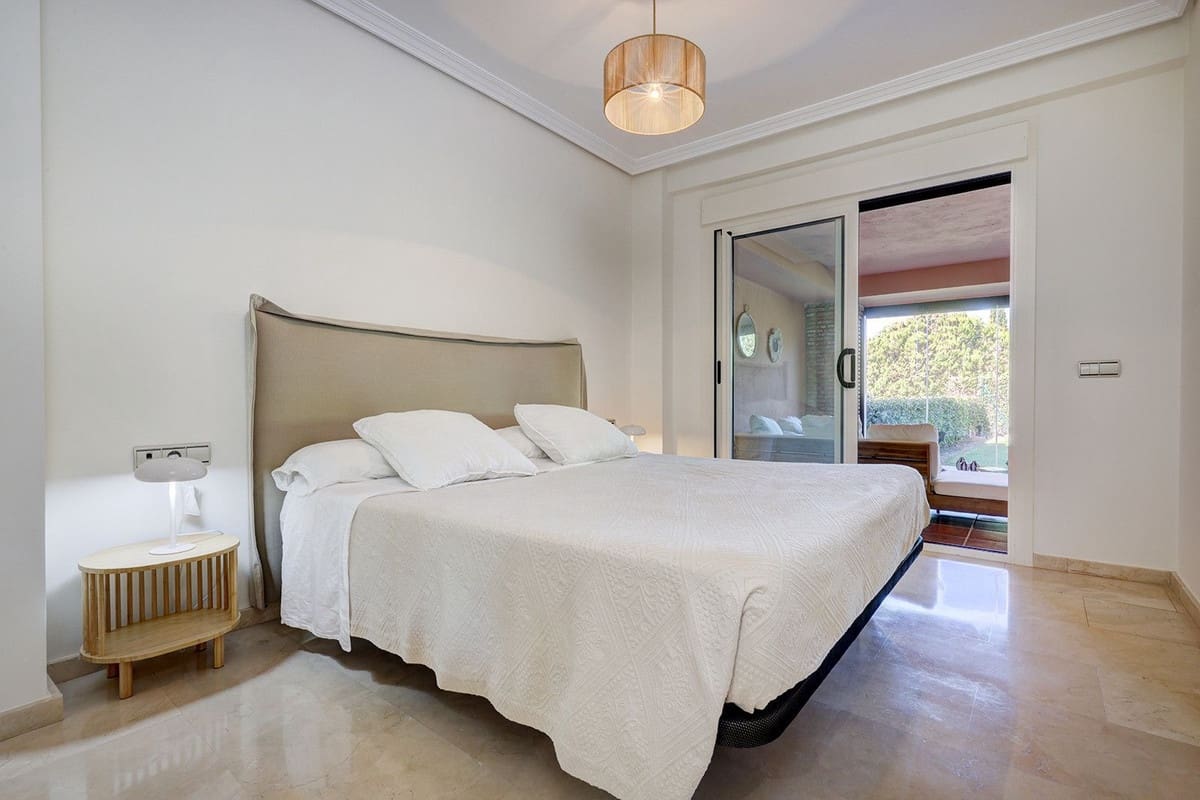 2 soverom Leilighet til salgs i Bahia de Casares med svømmebasseng garasje - € 480 000 (Ref: 9937028)
