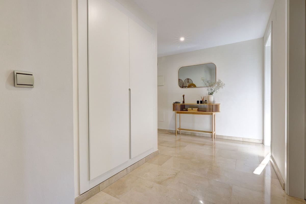 2 soverom Leilighet til salgs i Bahia de Casares med svømmebasseng garasje - € 480 000 (Ref: 9937028)