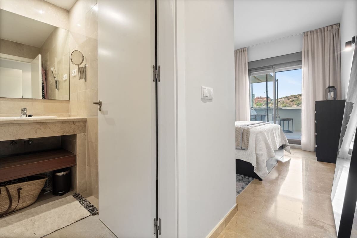 2 slaapkamer Appartement te koop in Manilva met zwembad garage - € 359.000 (Ref: 9937029)