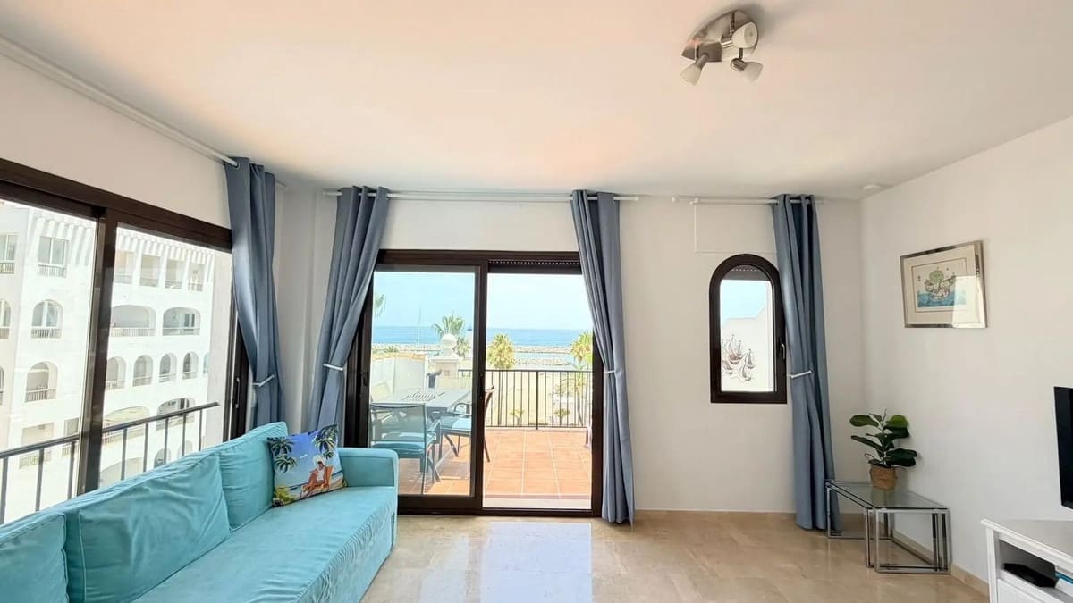 1 sovrum Takvåning till salu i La Duquesa / Puerto de la Duquesa med pool garage - 330 000 € (Ref: 9937031)