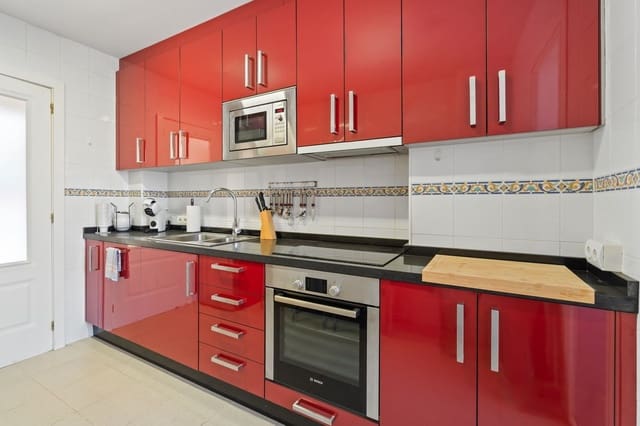 3 Zimmer Apartment zu verkaufen in Estepona mit Pool Garage - 670.000 € (Ref: 9938594)